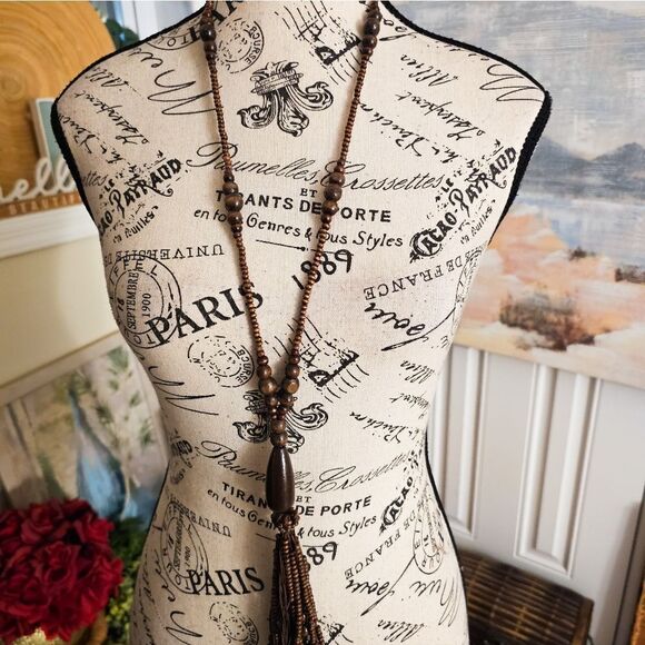 New Wood Beaded Tassel Detail Lightweight Statement Necklace. 24" - Picture 15 of 15